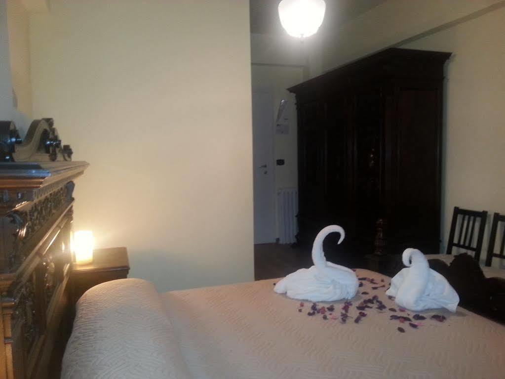 アヴェク モア ローマ Bed & Breakfast エクステリア 写真
